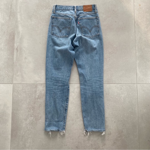 LEVI’S WEDGIE ICON JEANS - Picture 10 of 10